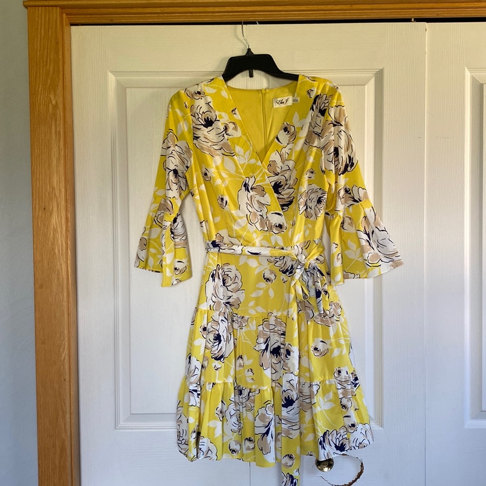 Yellow mid dress